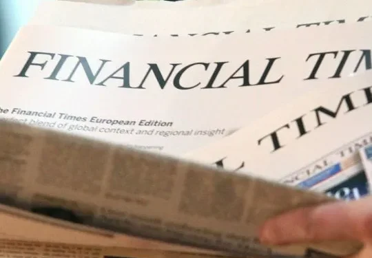 El Financial Times alertó sobre la morosidad en Argentina y catalogó como «dolorosas» las reformas de Milei  El diario británico advirtió sobre niveles récord de atrasos en el pago de créditos, el peso del endeudamiento en los presupuestos familiares y la decisión de la Casa Rosada de no intervenir.