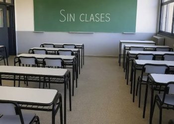 Un sector de docentes bonaerenses para el miércoles y complica las clases