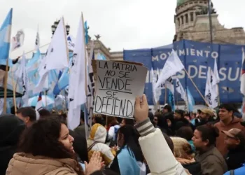 El costo político de una batalla perdida y las fracturas internas que dejó la ley de Inviolabilidad de la Propiedad Privada