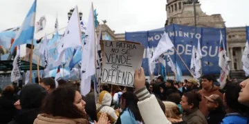 El costo político de una batalla perdida y las fracturas internas que dejó la ley de Inviolabilidad de la Propiedad Privada