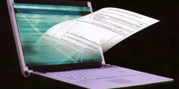 Federico Sturzenegger anunció que el Gobierno activó el Decreto 743/2024 y escribanos avalan la firma digital  El ministro Federico Sturzenegger destacó los avances de la firma digital. La nueva normativa del Gobierno permite validar documentos de forma remota.