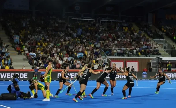 Las Leonas vencieron a Australia y jugarán la final del Mundial ante Países Bajos  Con un gol decisivo de Julieta Jankunas, la Selección Argentina femenina de hockey se impuso por 1-0 en Bélgica. Este sábado disputarán el partido por el título.