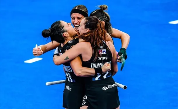 Mundial de Hockey: Las Leonas batieron a España y ya están en semifinales  Las representantes argentinas derrotaron 3-0 al combinado español y la semana que viene disputarán la instancia semifinal del torneo que se disputa entre Países Bajos y Bélgica.