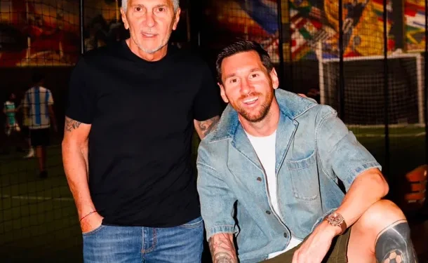 La emotiva carta de Lionel Messi a su papá Jorge tras su muerte: «Te voy a extrañar»  El capitán argentino despidió a su padre con un mensaje en el que recordó el Mundial que no pudieron compartir, sus primeros pasos en el fútbol y el vínculo que mantuvieron durante toda su vida.