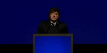 Ante empresarios, Javier Milei rechazó que el Gobierno sea responsable por la morosidad y culpó a la política