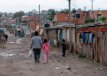 Estiman 1,7 millones de nuevos pobres durante el primer semestre