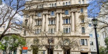 BAHIA BLANCA: Condenan a un hombre a 14 años de prisión por abusar de la hija de su pareja