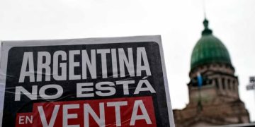 Ley de Tierras: pedirán una sesión especial en Diputados para derogar el DNU 70 y convocan a una marcha