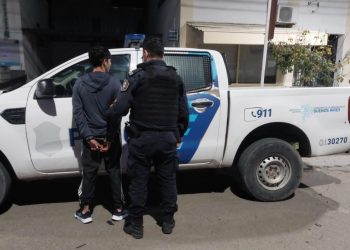 BAHIA BLANCA: Lo encontraron dentro de la casa de su ex y terminó detenido