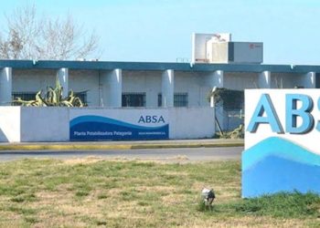 BAHIA BLANCA: ABSA conectará una nueva cisterna de 30 millones de litros y habrá cortes de agua durante 36 horas