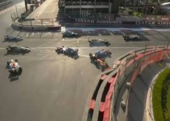 Colapinto protagonizó un choque con Pierre Gasly y Lando Norris y abandonó el GP de Azerbaiyán