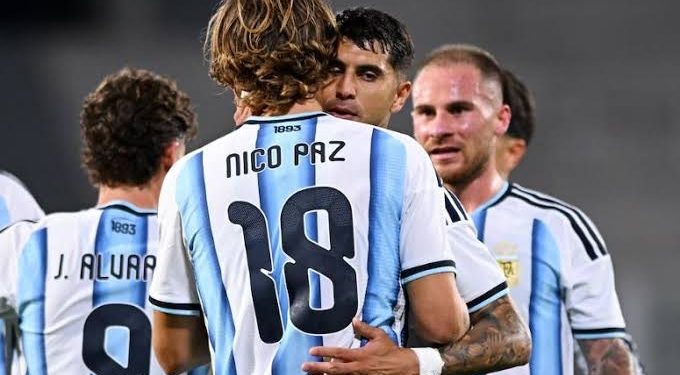 La Selección Argentina goleó 4-0 a Bolivia en Córdoba  El equipo de Lionel Scaloni se llevó una clara victoria gracias a los goles de Lautaro Martínez, Nico Paz, Cristian Romero y José López