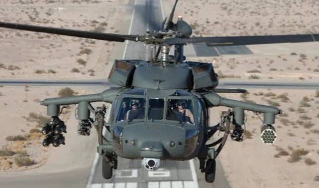EEUU aprobó la venta de cuatro helicópteros Black Hawk a Argentina por u$s140 millones  La operación fue valuada en u$s140 millones e incluye dos motores, sistemas de comunicación y navegación, equipamiento para rescates y combate de incendios, además de capacitación y soporte logístico. El embajador Peter Lamelas anticipó que las aeronaves serán entregadas de forma escalonada.