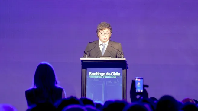 Javier Milei volvió a denunciar operaciones mediáticas: «Inventaron que estaba infartado» La agenda del Presidente en Santiago tras la exposición en la cumbre impulsada por Vox incluye un encuentro con su par chileno José Kast.