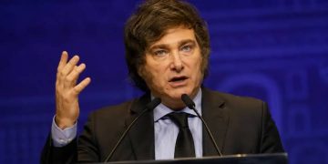 BAHIA BLANCA: Milei elige Bahía Blanca para desembarcar en la campaña bonaerense
