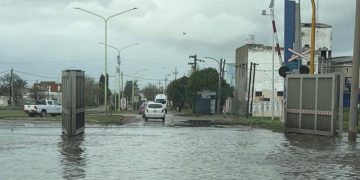 BAHIA BLANCA: La marea alcanzó los 6,05 metros y generó anegamientos en Cerri e Ingeniero White