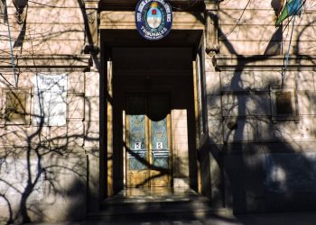 BAHIA BLANCA: Condenan a seis años de prisión a un hombre por vender cocaína y marihuana en la Plaza Rivadavia