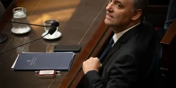 Adorni entregó a la Justicia las claves para peritar sus ocho billeteras virtuales
