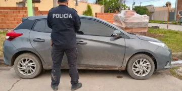 BAHIA BLANCA: Detienen a un hombre en una persecución con un auto robado