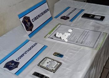PUNTA ALTA: Allanamientos simultáneos y secuestro de dispositivos en una causa por el envio de imágenes íntimas de una menor y coacción
