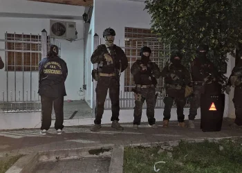 BAHIA BLANCA: : Detienen a un hombre por filmar con cámaras ocultas a niñas y mujeres con fines sexuales