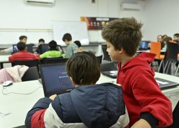 BAHIA BLANCA: Último ciclo del año de talleres en Bahía Hub