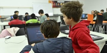 BAHIA BLANCA: Último ciclo del año de talleres en Bahía Hub