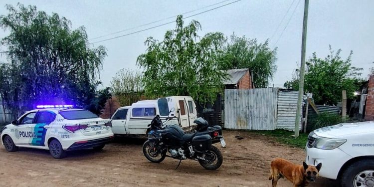 CORONEL SUAREZ: detuvieron a un hombre acusado de vender cocaína fraccionada  Un hombre identificado como Maico Ignacio Sarries fue detenido en las últimas horas en su domicilio de la calle Calamuchita al 100, en la localidad de Coronel Suárez, acusado de comercialización de estupefacientes bajo la modalidad de narcomenudeo.