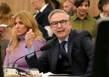 La oposición cerró filas en Diputados y convocó a una sesión para voltear el DNU 70