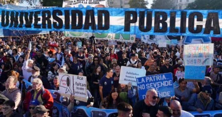Financiamiento Universitario: el Gobierno apelará el fallo que ordenó su inmediato cumplimiento  La decisión se conoció poco después de que el juez federal Martín Cormick hiciera lugar a los amparos del Consejo Interuniversitario Nacional (CIN) y de la Universidad de Buenos Aires (UBA).