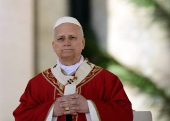 El papa León XIV pasó una noche tranquila tras la extracción de un tumor maligno en el pulmón: cómo sigue su recuperación