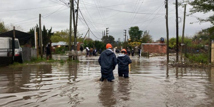 El Senado aprobó la ley para liberar fondos del Inmobiliario Rural ante la llegada de El Niño  En su cuarta sesión ordinaria, el Senado bonaerense aprobó con el proyecto de Sergio Vargas que permite a los municipios reasignar fondos del Inmobiliario Rural ante El Niño.