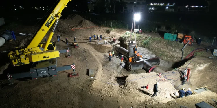 BAHIA BLANCA: Continúan los trabajos para conectar la nueva cisterna de la Planta Patagonia