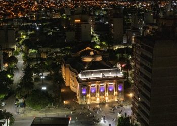 BAHIA BLANCA: El intendente Susbielles anunció el proyecto para iniciar las obras de reconstrucción del Teatro Municipal