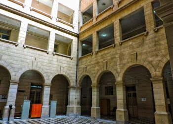 Condenan a 15 años de prisión a un hombre por abusar de las hijas de su pareja en Punta Alta