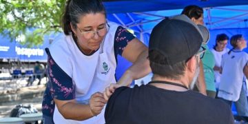 BAHIA BLANCA: Se buscan enfermeros/as